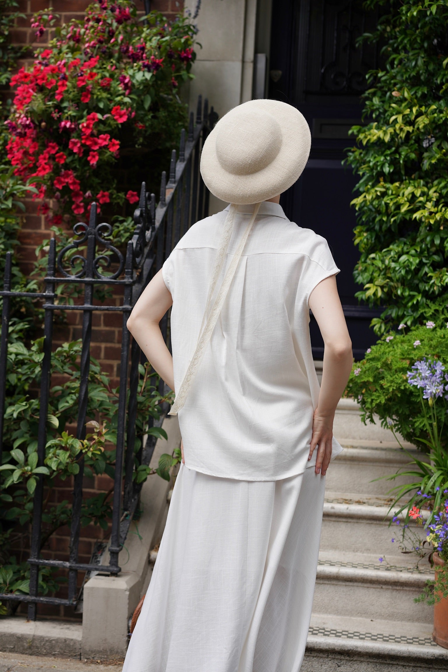 Seaside Clubhouse Shirt & Skirt Set (White)