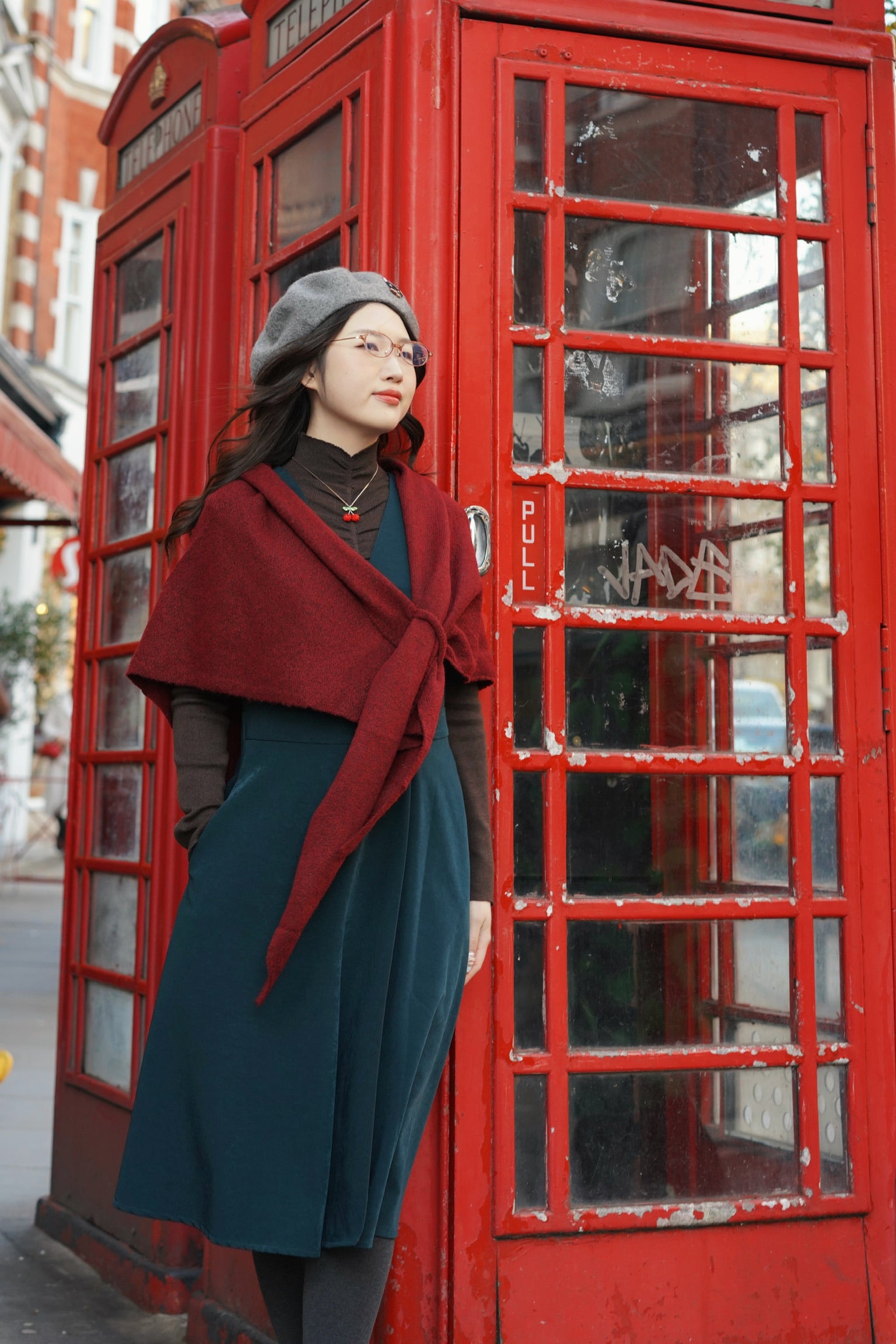 Sleek Kitty Pinafore (Emerald Green)