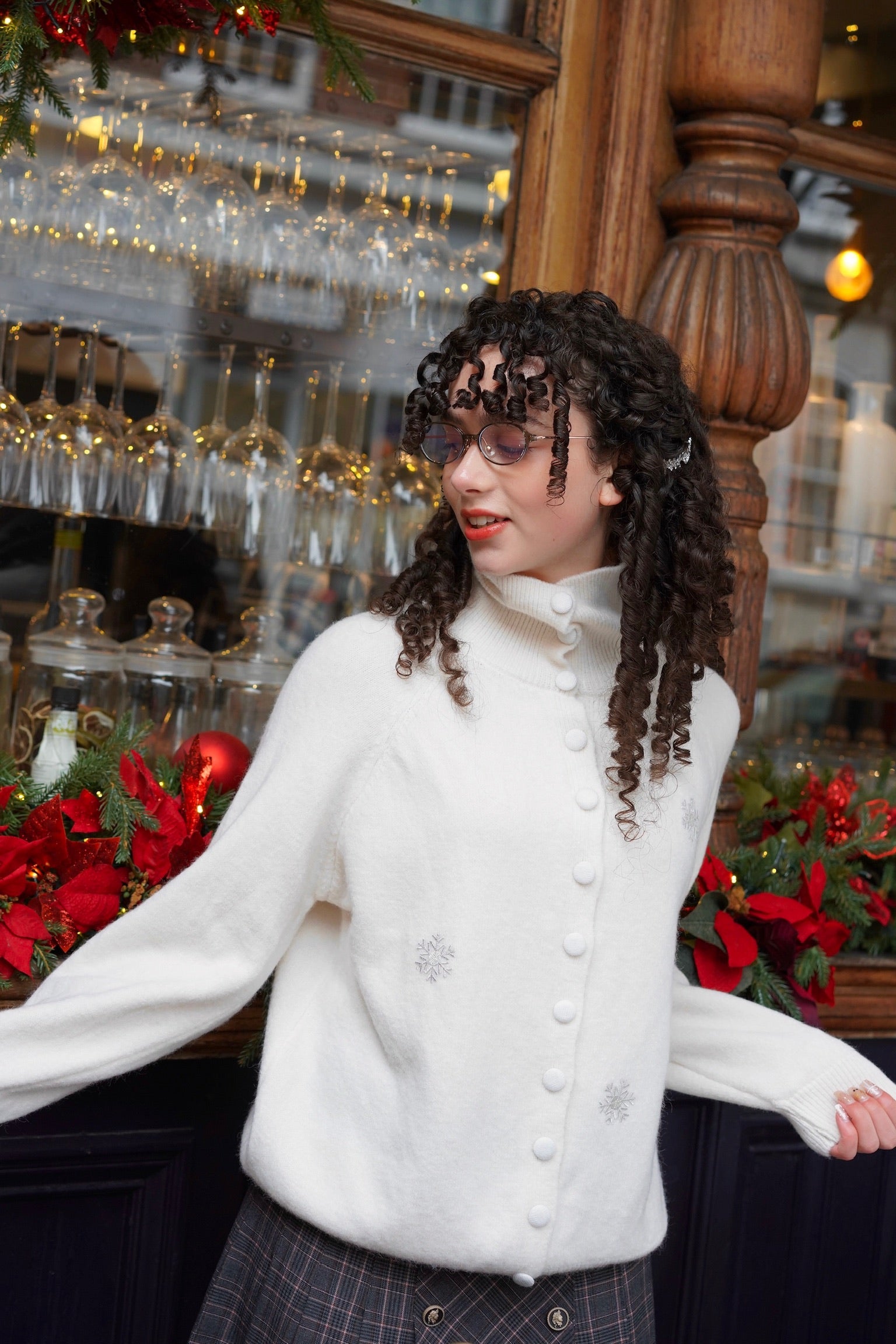 Snowflake Cardigan (White)