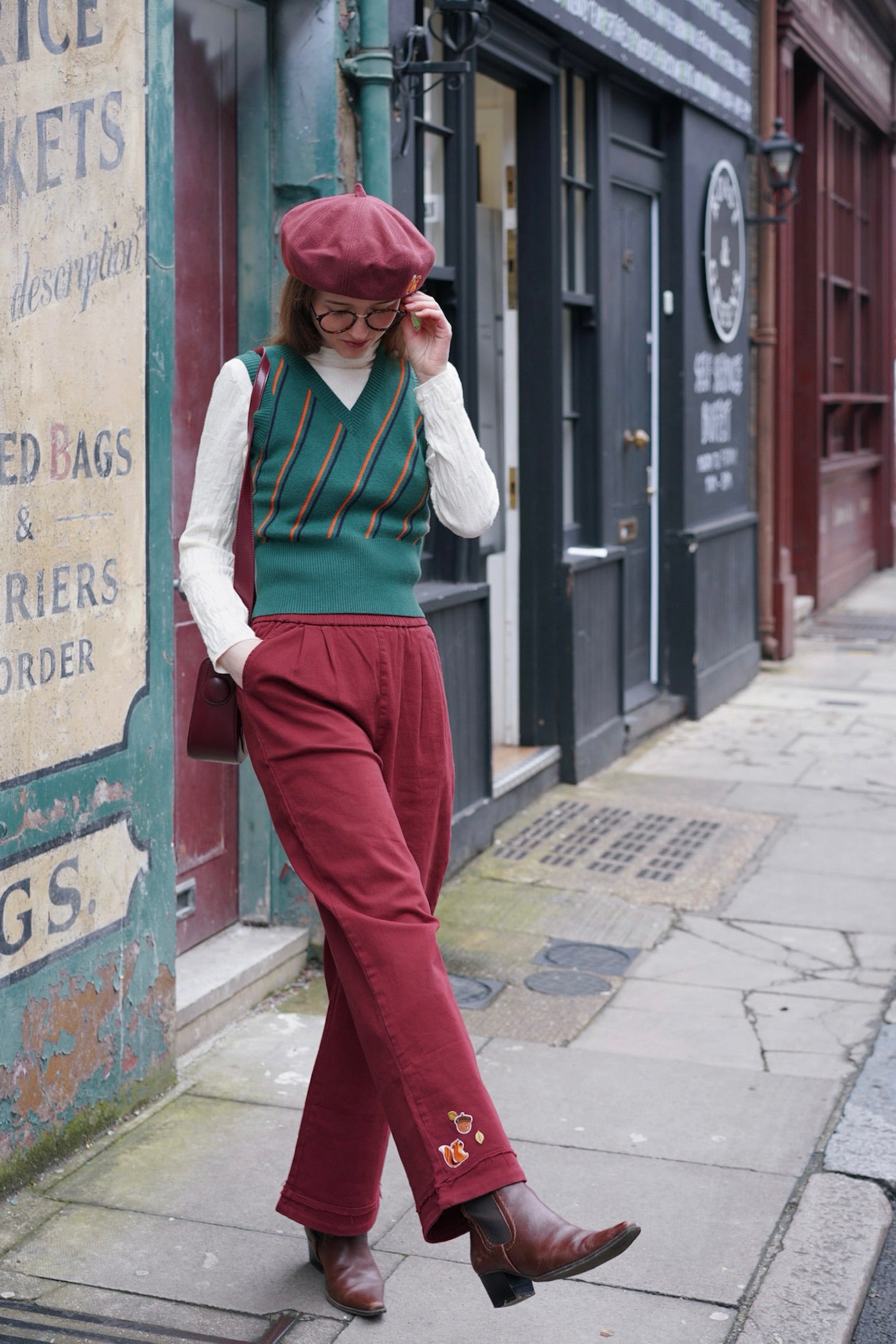 SquirrelScoutTrousers_Red_LittleCollegeVest_Green_4.jpg