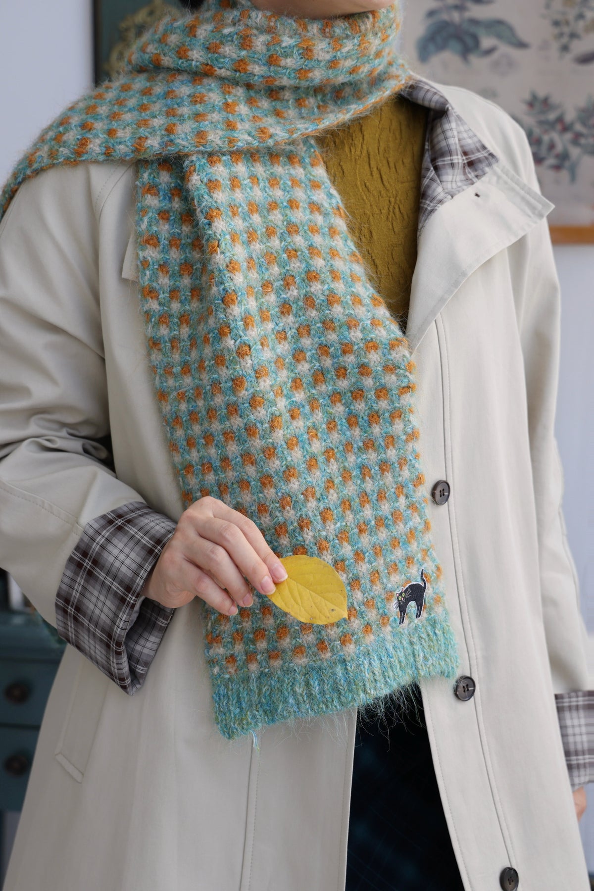 Startled Kitty Knit Scarf