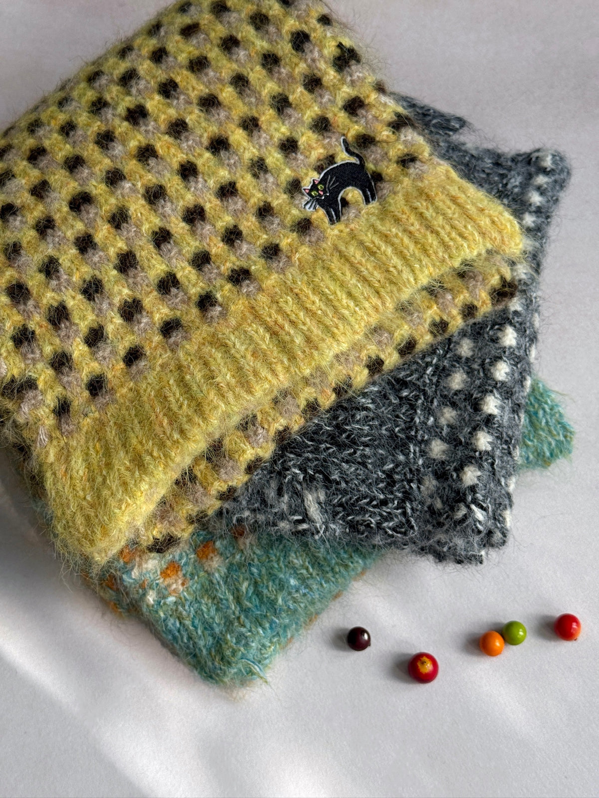 Startled Kitty Knit Scarf