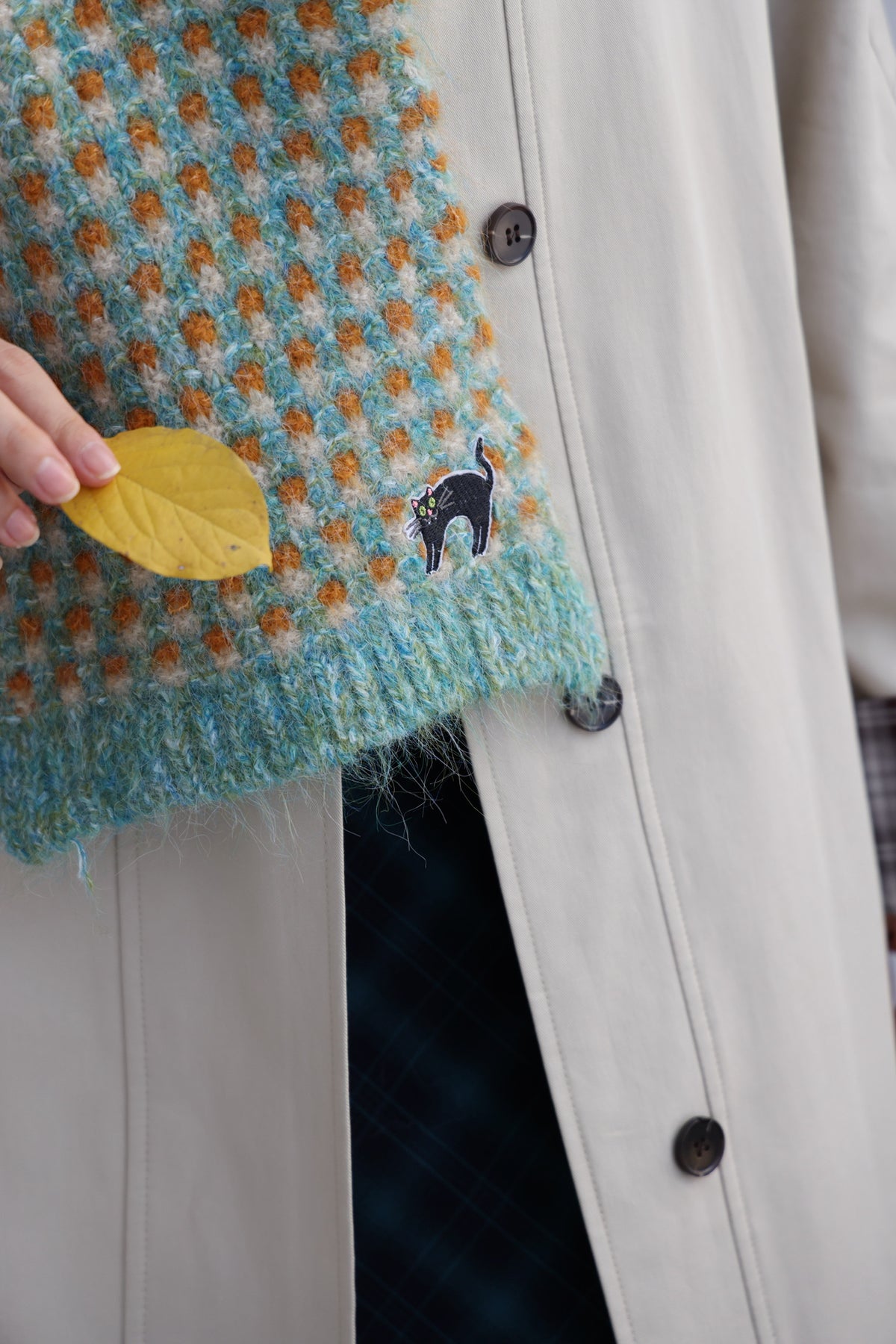 Startled Kitty Knit Scarf