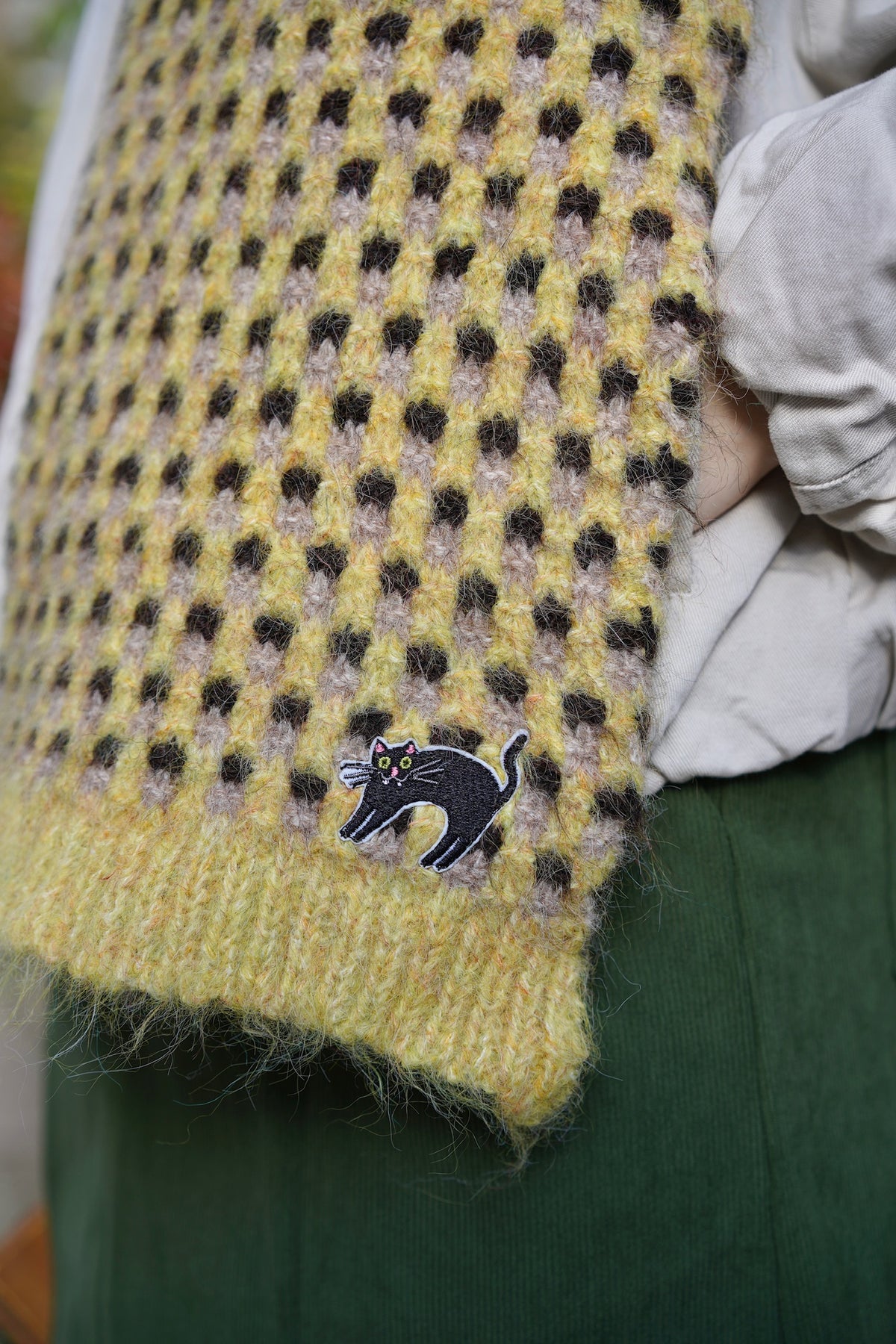 Startled Kitty Knit Scarf