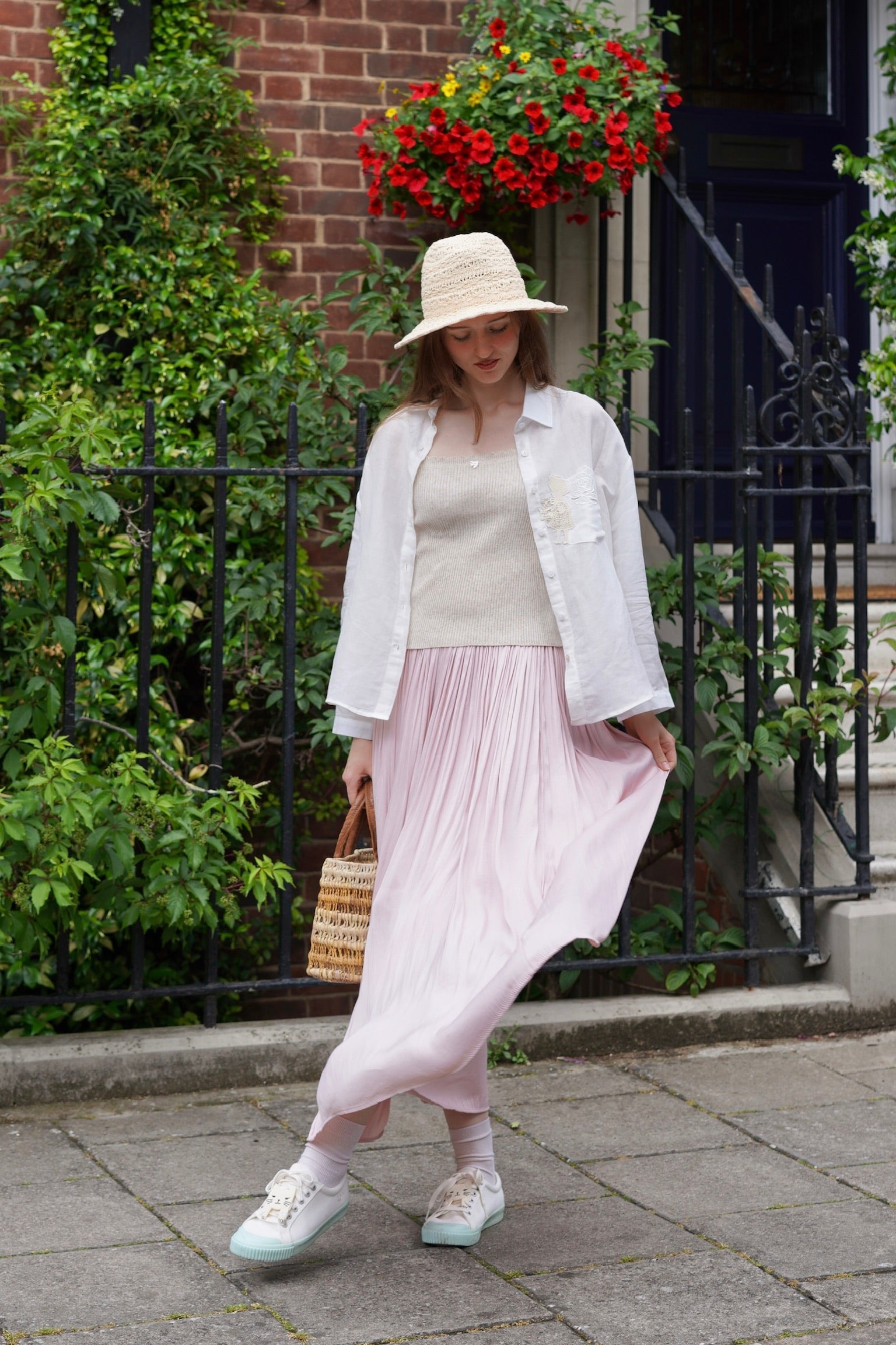 Storybook Rose Linen Shirt (White)