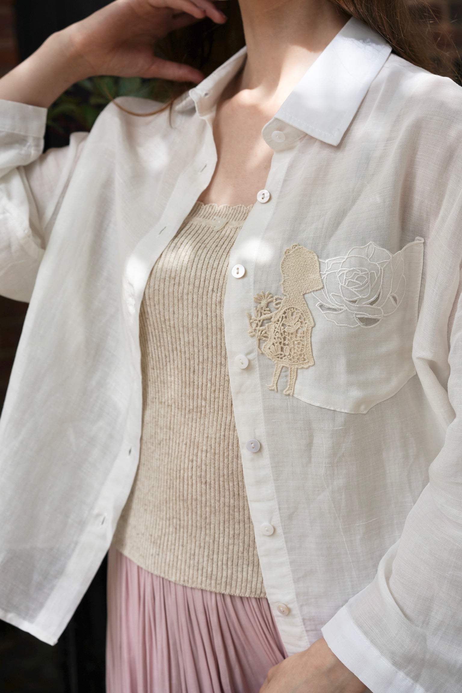 Storybook Rose Linen Shirt (White)