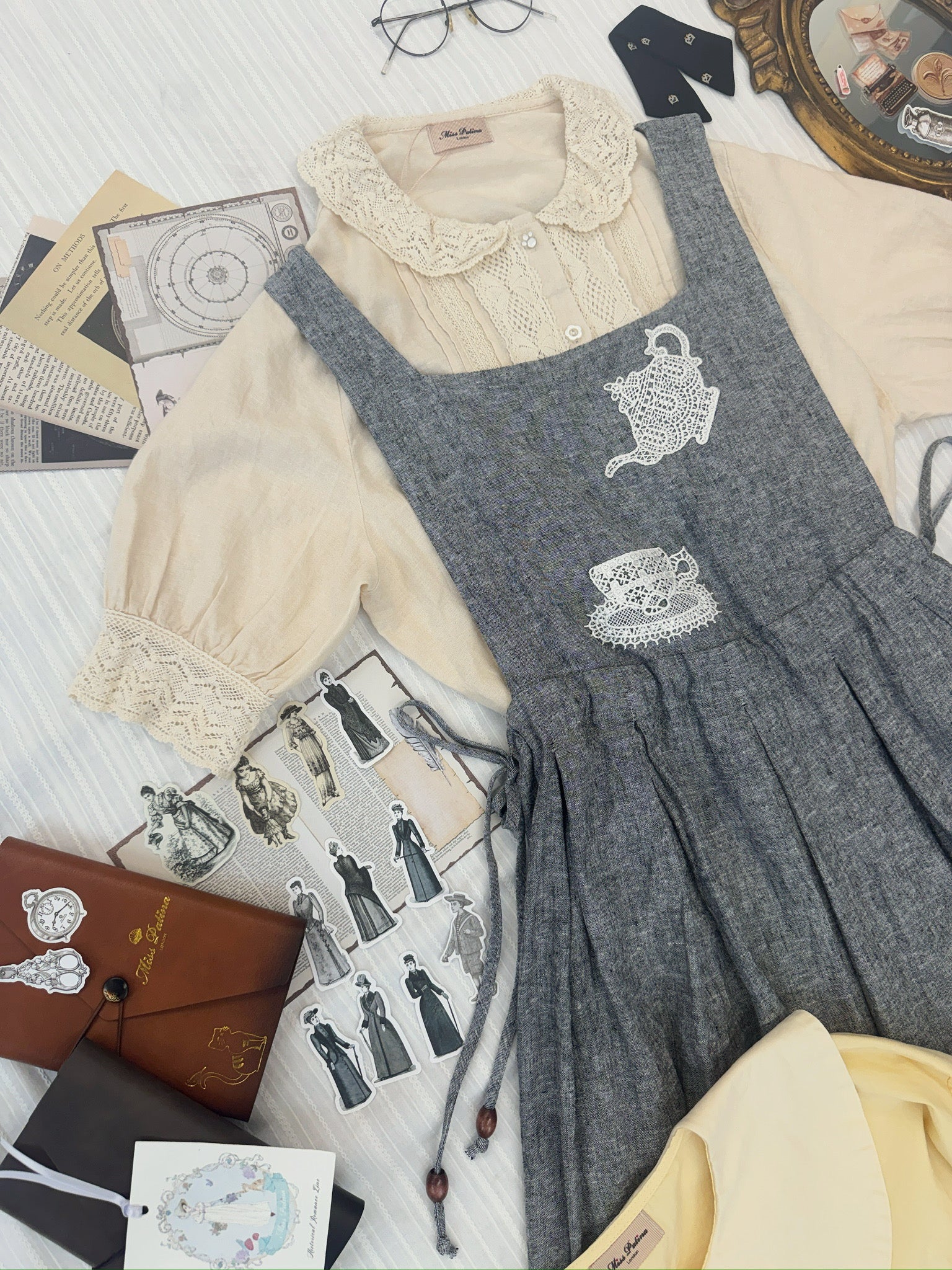 Tea Time Linen Pinafore Dress (Flecked Grey)