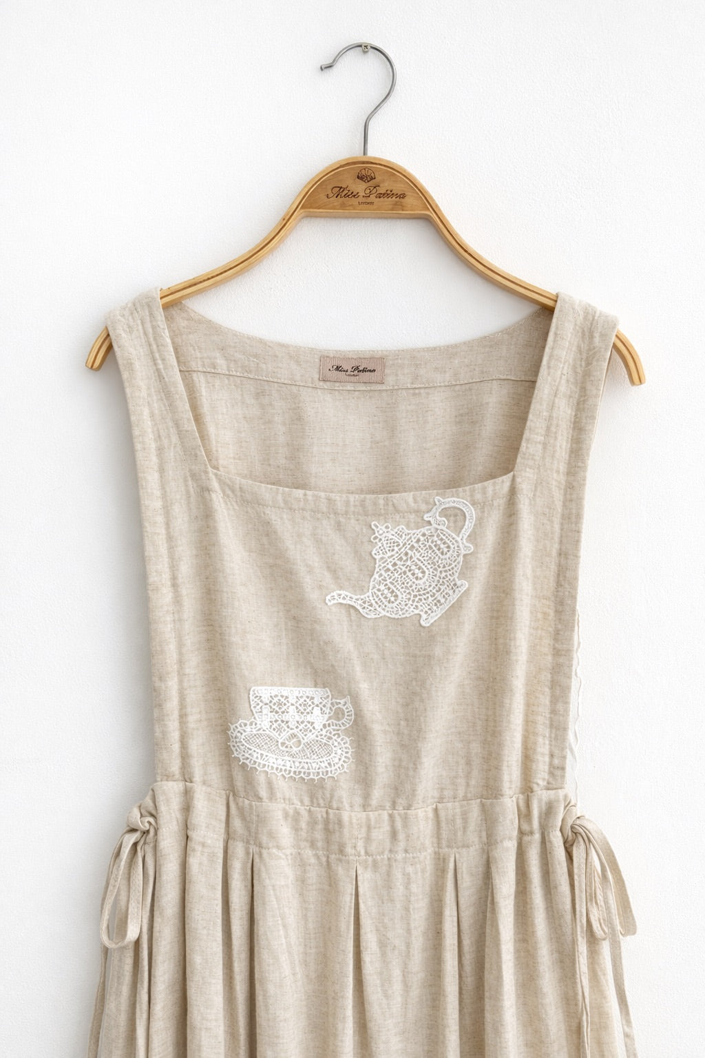 Tea Time Linen Pinafore Dress (Victorian Cream)