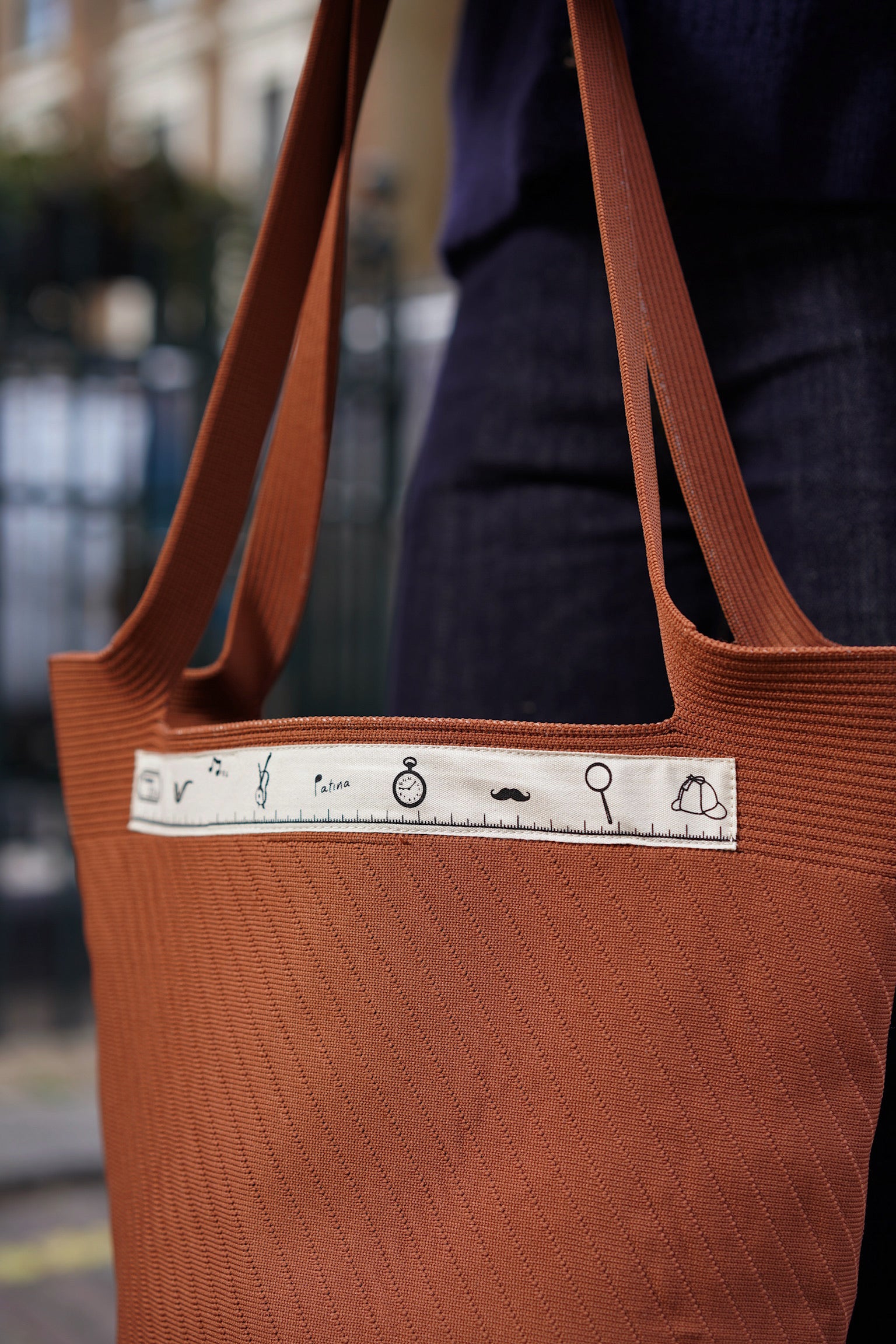 The Clue Tote (Pumpkin)