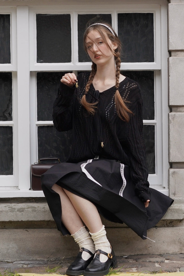 Thing’s Embrace Jumper (Black)