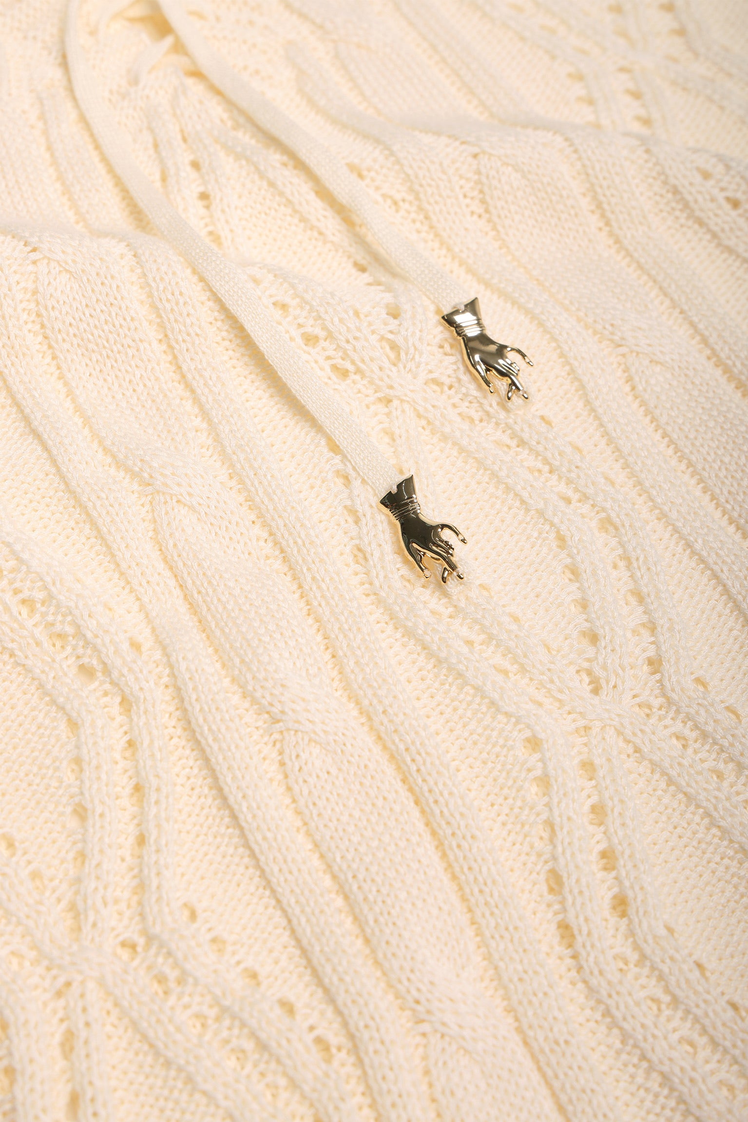 Thing’s Embrace Jumper (Cream)