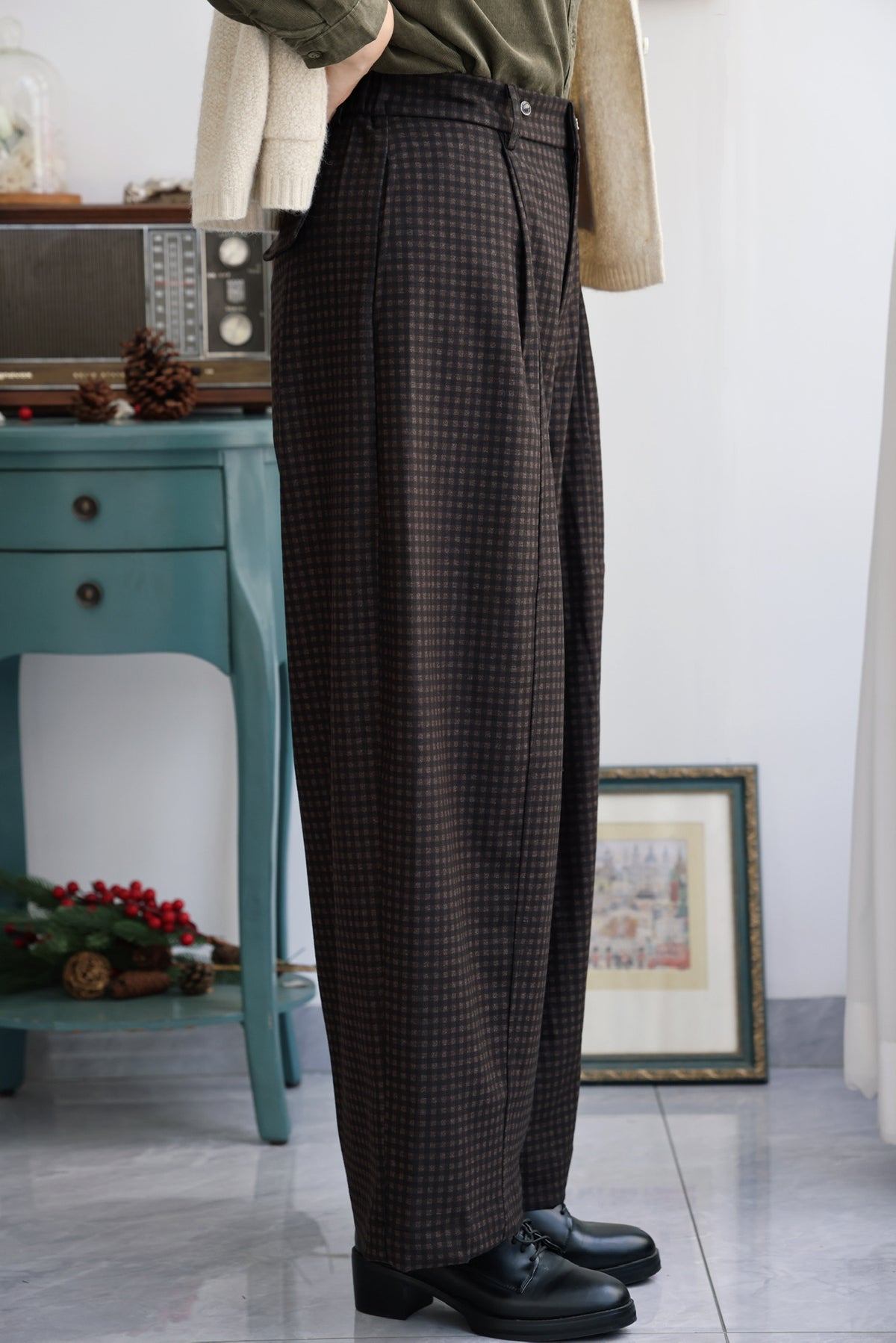 Thornfield Barrel-leg Trousers